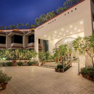The Claremont Hotel & Convention Centre